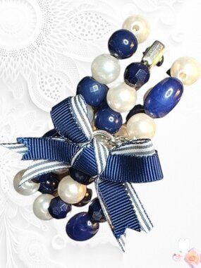 Vintage Blue & White Triple Strand Beaded Nautical Bow Bracelet 367